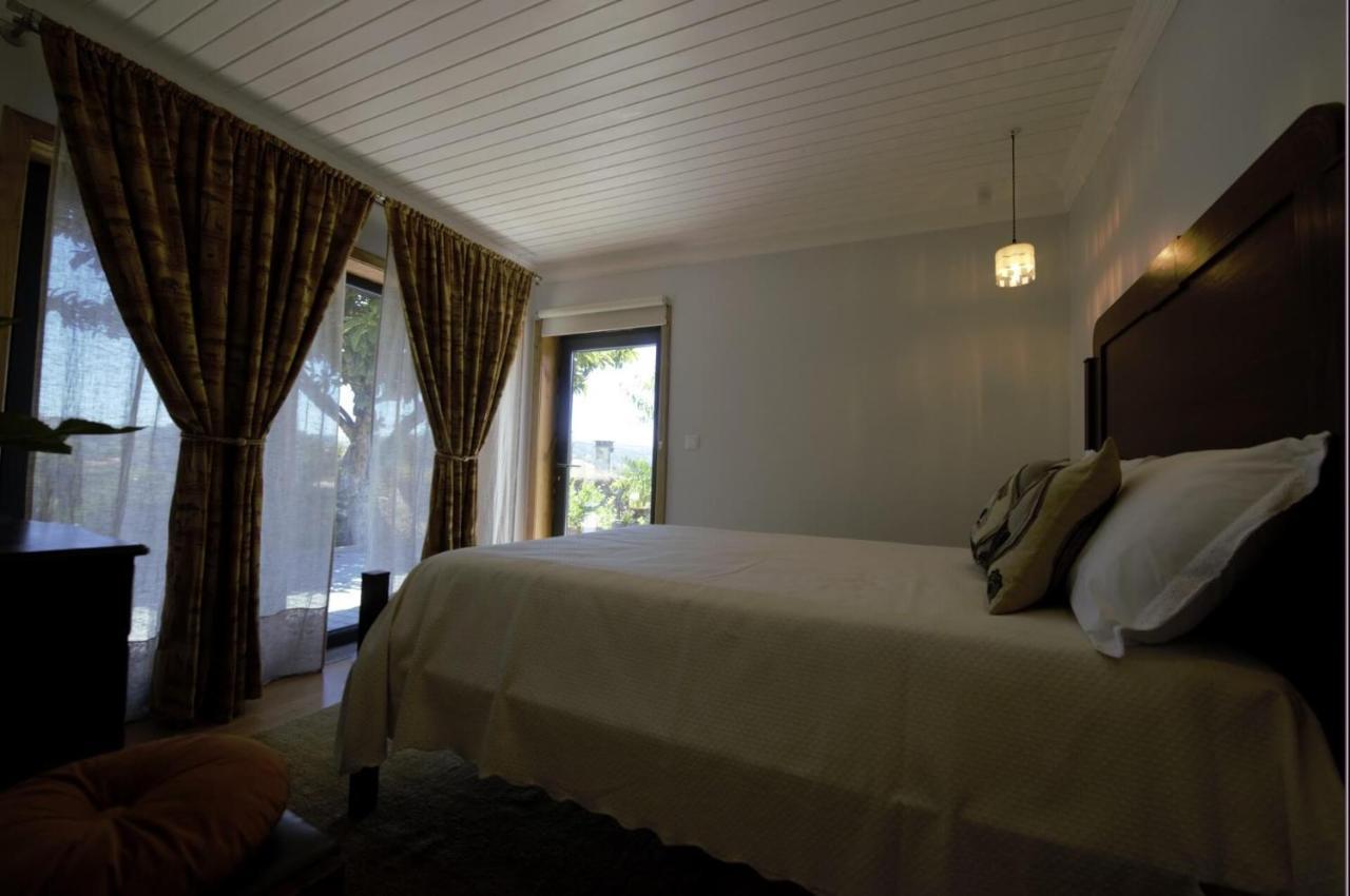 Casas Viriatus - Turismo Rural ปาเรเจส เจ โครา ภายนอก รูปภาพ